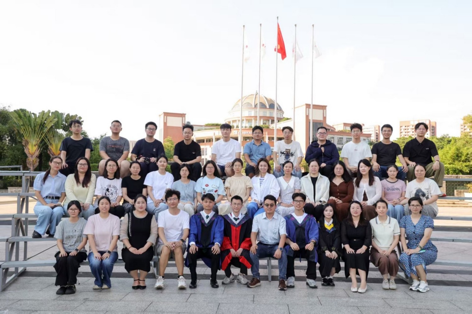 iCAN实验室2025届博士与硕士研究生圆满毕业